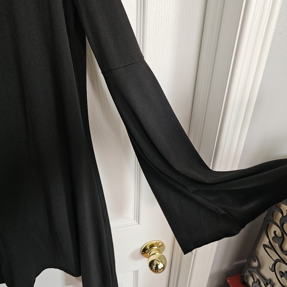 ROMWE Goth Solid Cut Out Asymmetrical Hem Dress - Picture 3 of 8